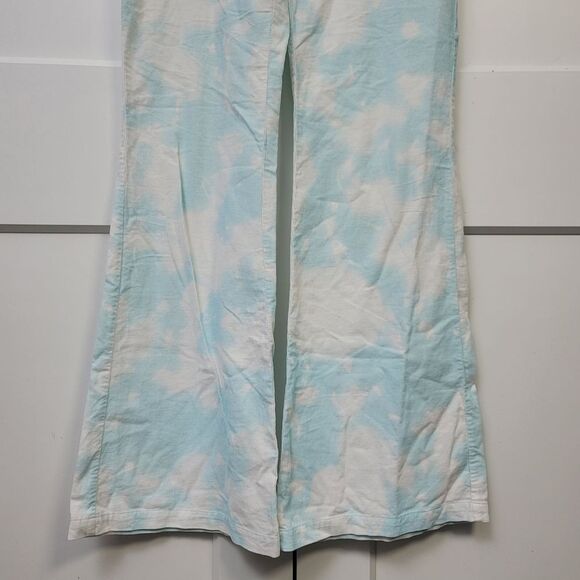 Cynthia Rowley James Tie-Dye Flare Pants In Sky, 0 - Picture 4 of 7